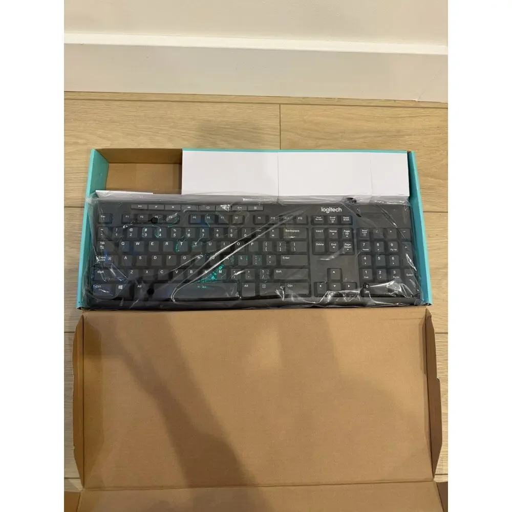 Logitech MK200 Media Wired Keyboard